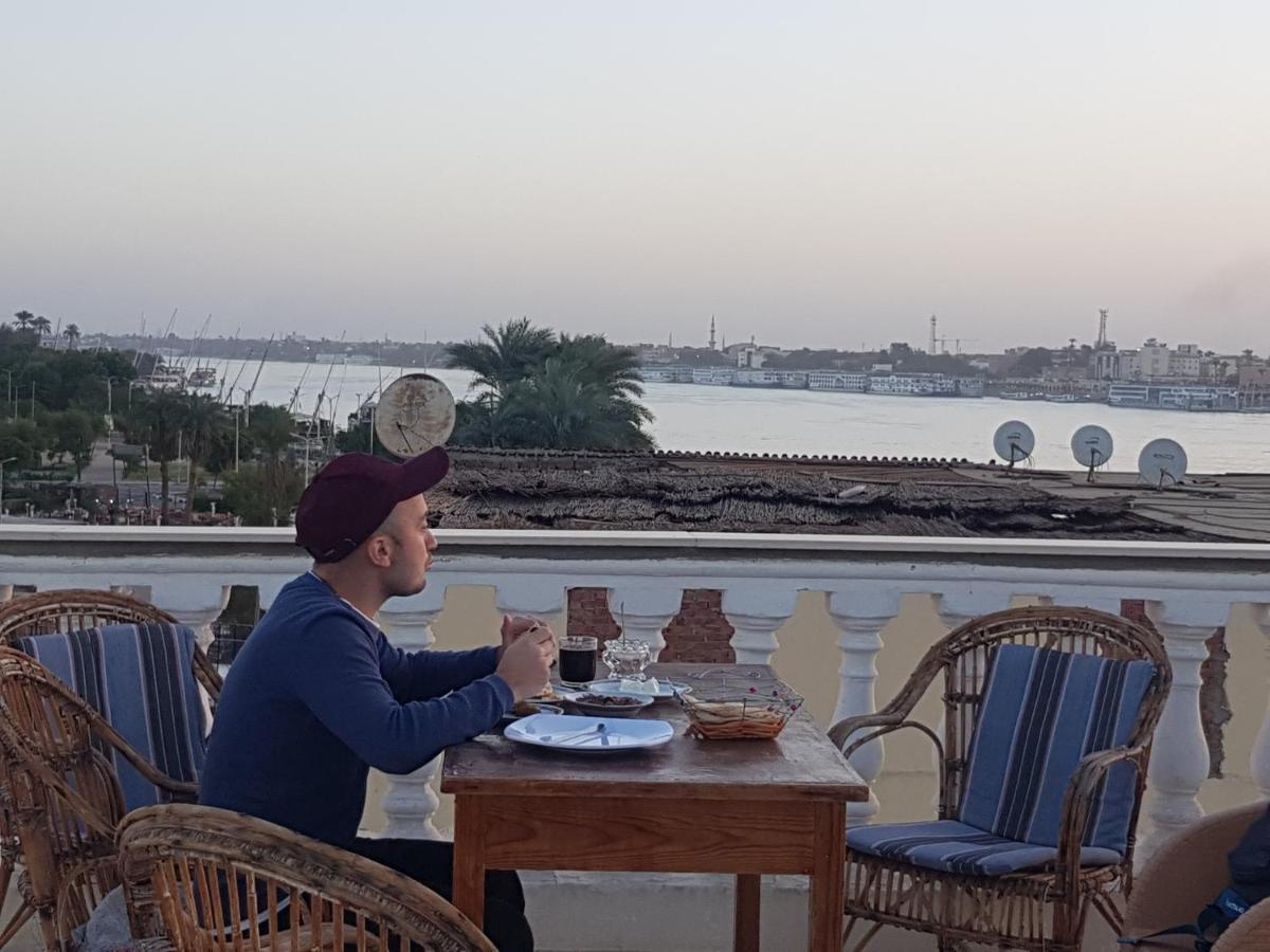 Nile Sunrise Flats Apartment Луксор Екстериор снимка