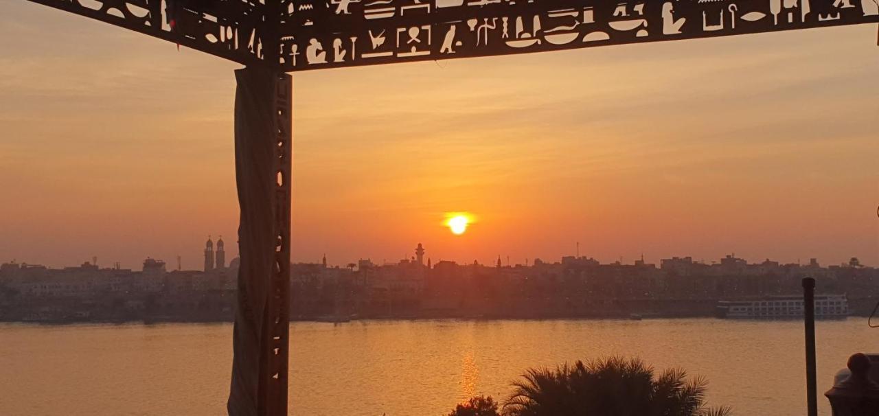 Nile Sunrise Flats Apartment Луксор Екстериор снимка