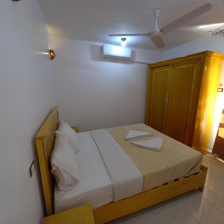 Nile Sunrise Flats Apartment Луксор Екстериор снимка