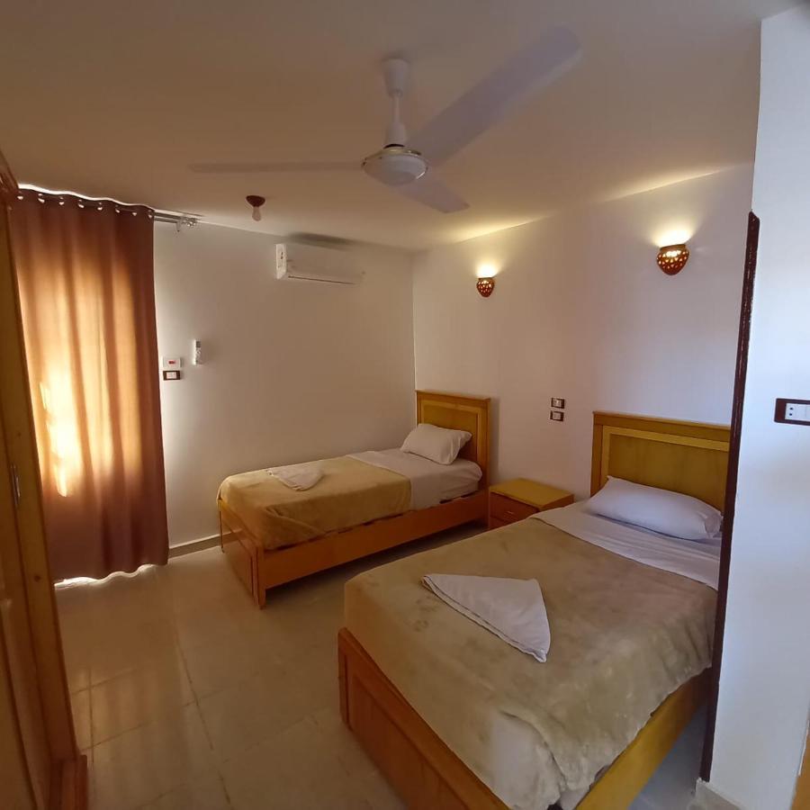 Nile Sunrise Flats Apartment Луксор Стая снимка