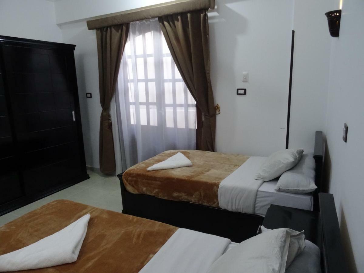 Nile Sunrise Flats Apartment Луксор Екстериор снимка