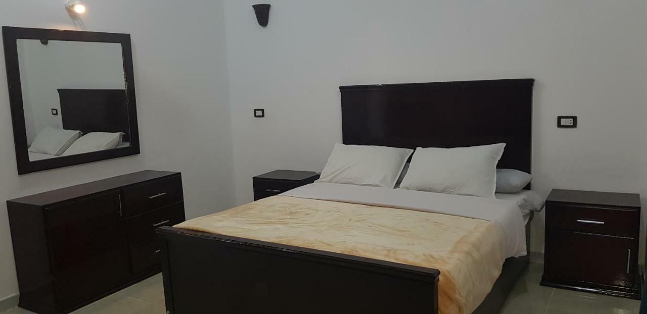 Nile Sunrise Flats Apartment Луксор Екстериор снимка