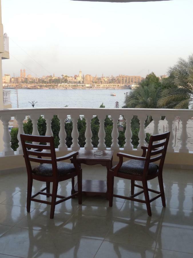Nile Sunrise Flats Apartment Луксор Екстериор снимка